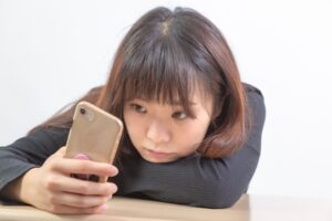 好きな人に既読無視された時の判断基準は？正しい判断焦らない見極め方